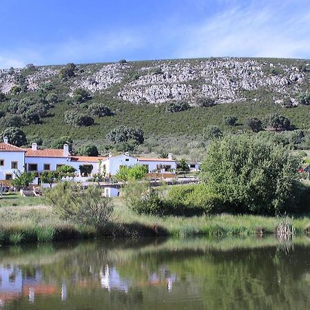 Palacio Viejo De Las Corchuelas Torrejón el Rubio Exteriör bild