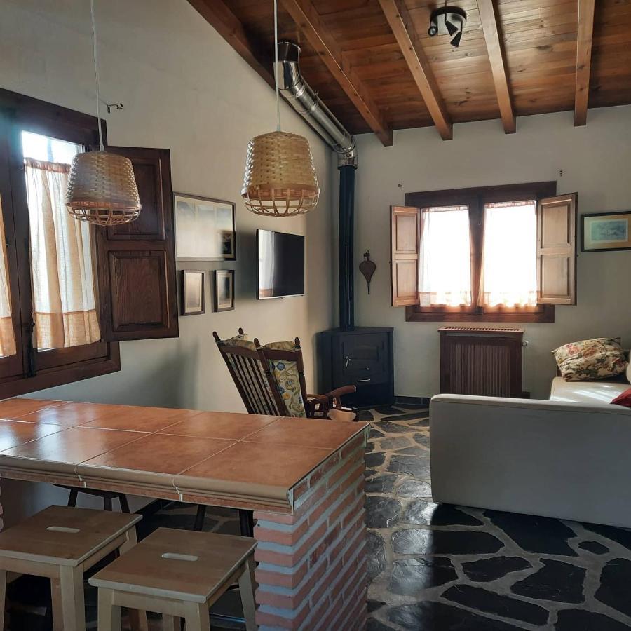 Palacio Viejo De Las Corchuelas Torrejón el Rubio Exteriör bild